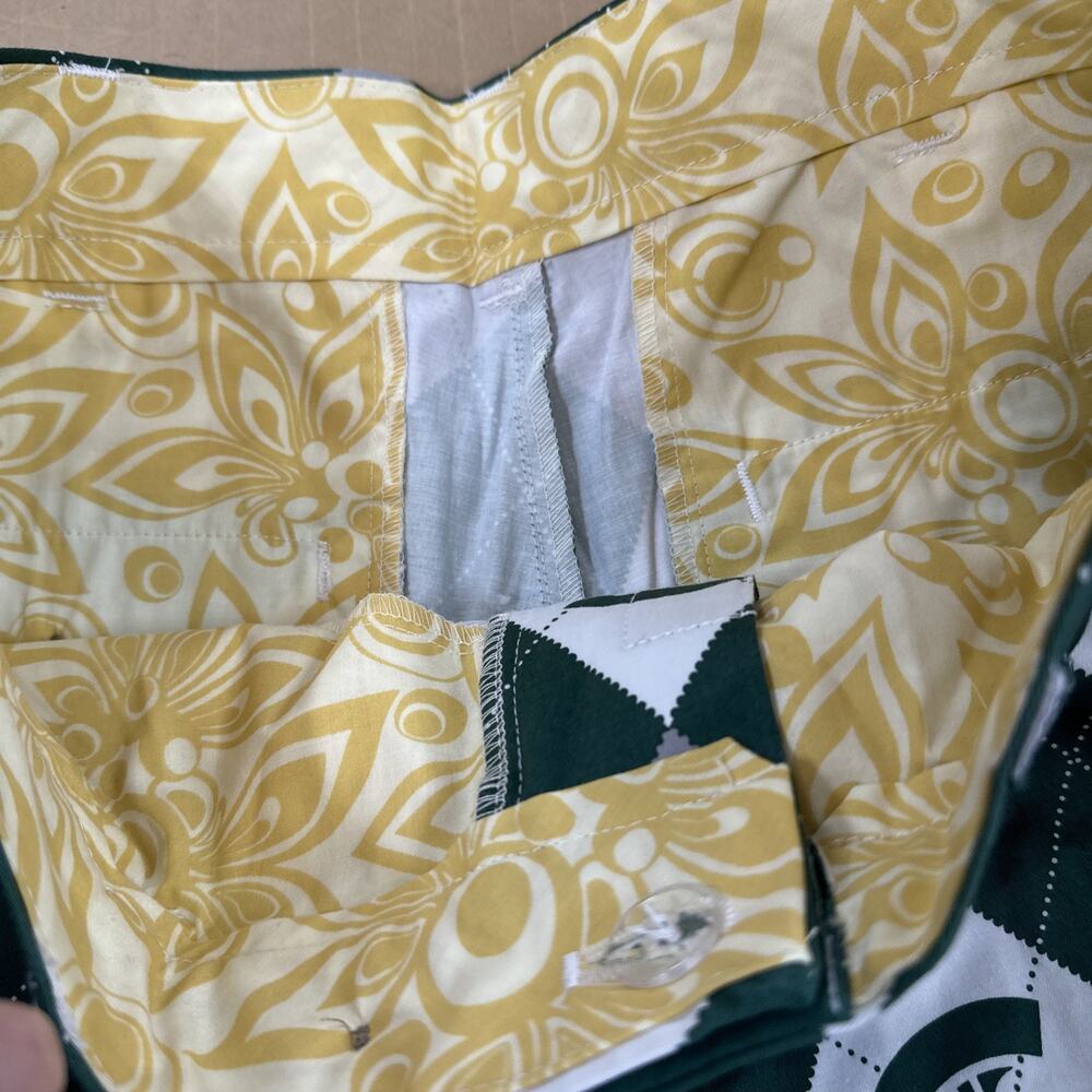 Men’s Michigan State Spartans Golf Shorts “Spartan Logo” Size 30 NEW - Picture 2 of 7